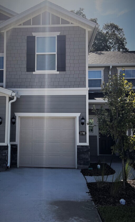 Foto principal - 6046 Greenland Rd