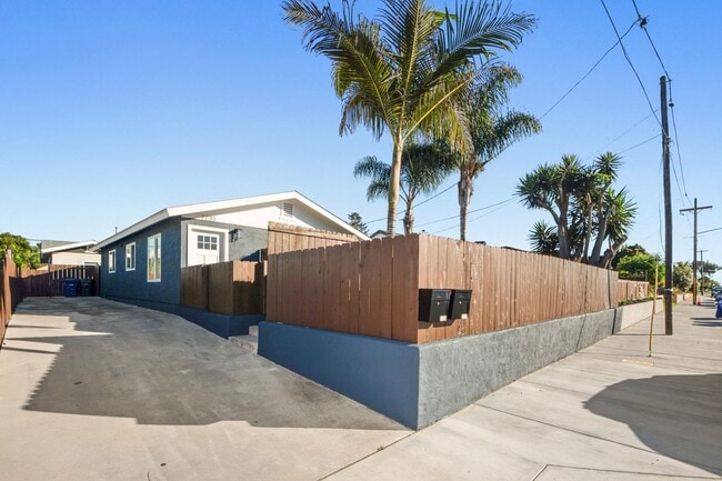 Foto del edificio - 3/2 Remodeled Home with Large Fenced Yard