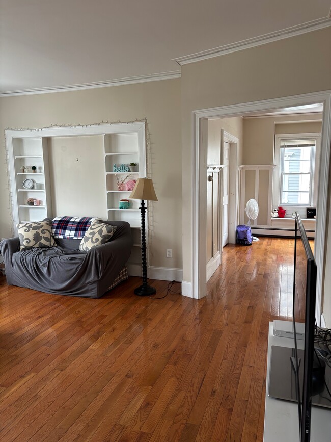 Building Photo - 23 Creighton St