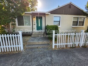Building Photo - 2701 42nd St