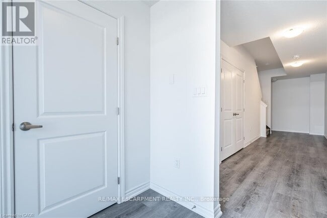 Building Photo - 4874 Connor Dr