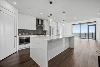 Building Photo - 788 West Marietta St NW