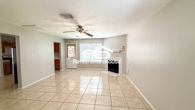 Foto del edificio - 503 Willow W Dr