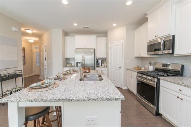 Building Photo - 674 Elm Bluff Way