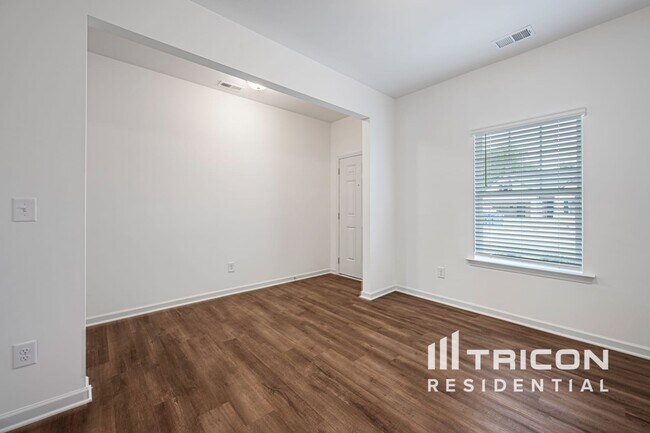 Building Photo - 110 Chapel Meadow Ln SW