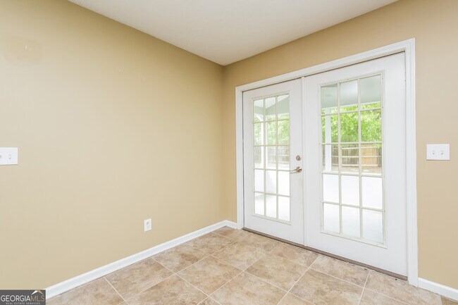 Building Photo - 67 Windriver Trail