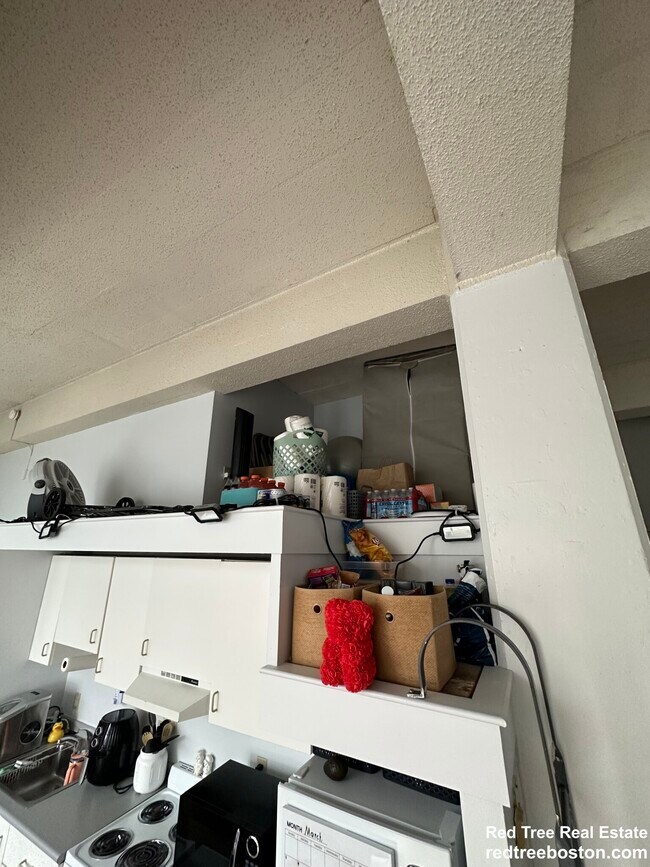 Building Photo - 61 Brookline Ave