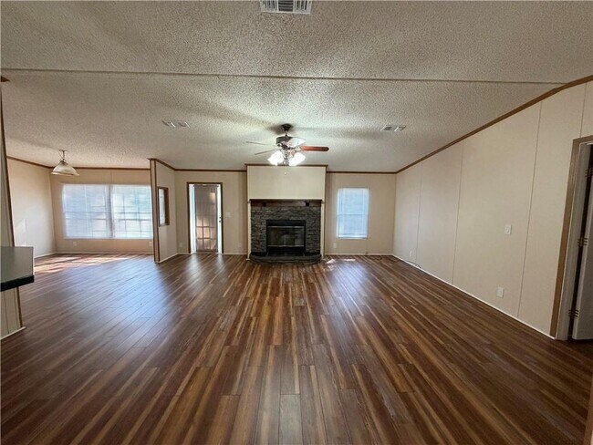 Foto del edificio - 1168 Lang NE Ln