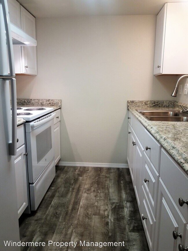 10434 NE State Hwy 104, Kingston, WA 98346 Room for Rent in Kingston