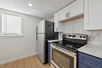 Building Photo - 2118 Webster St