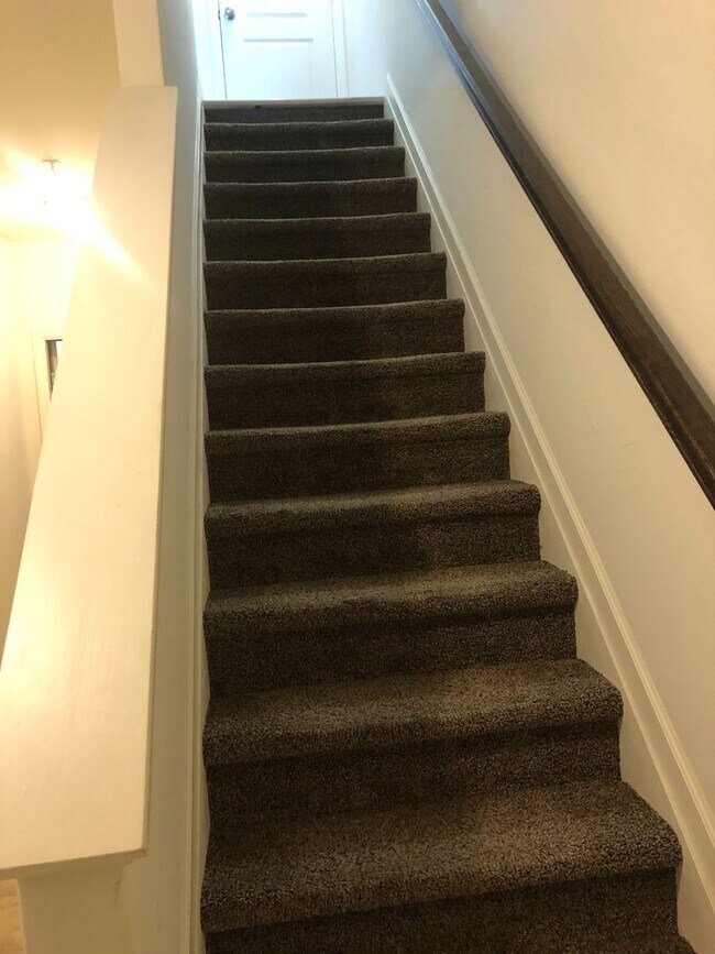 Foto del edificio - Beautiful 3 Bedroom, 2.5 Bath Townhome in Dallastown School District!