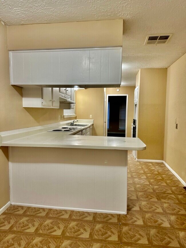 Foto del edificio - 722 Stephanie Dr