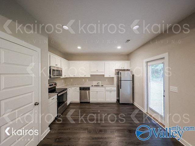Building Photo - 11455 Crimson Ridge Rd