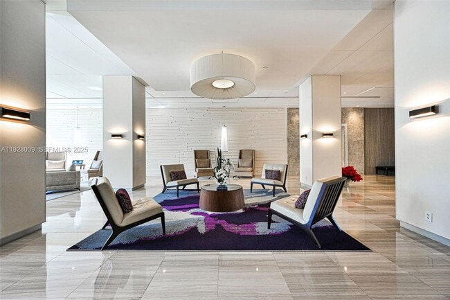 Foto del edificio - 100 Bayview Dr