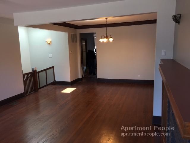 Foto del edificio - 5110 N Western Ave