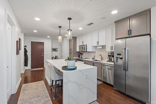 Photo - 1212 Laurel St Apartment