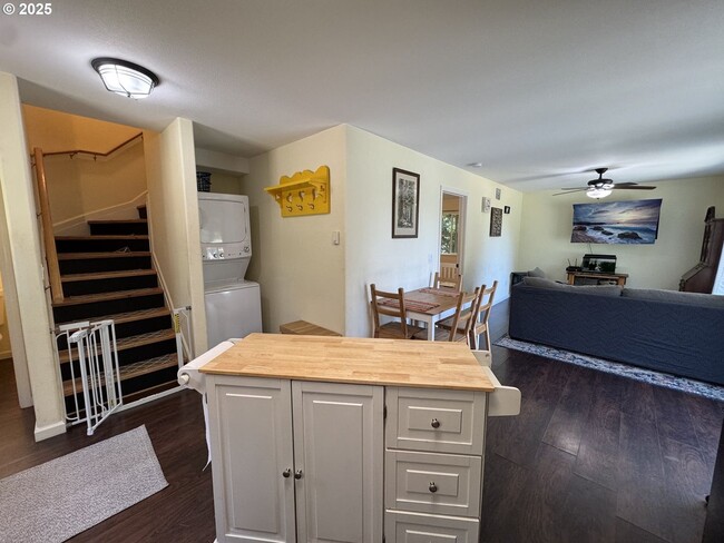 Building Photo - 94516 Riley Creek Way