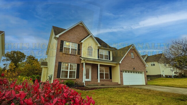 Building Photo - Spacious Beauty in a Quiet Cul-de-sac!