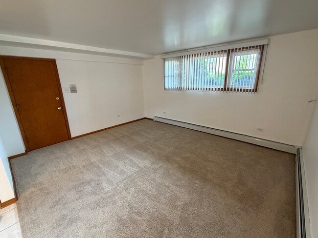 Photo - 8633 Leamington Ave Apartment