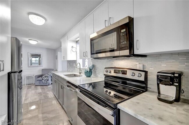 Foto del edificio - 2047 Harbor Ln