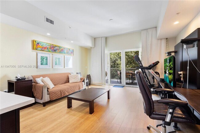 Foto del edificio - 5300 NW 87th Ave