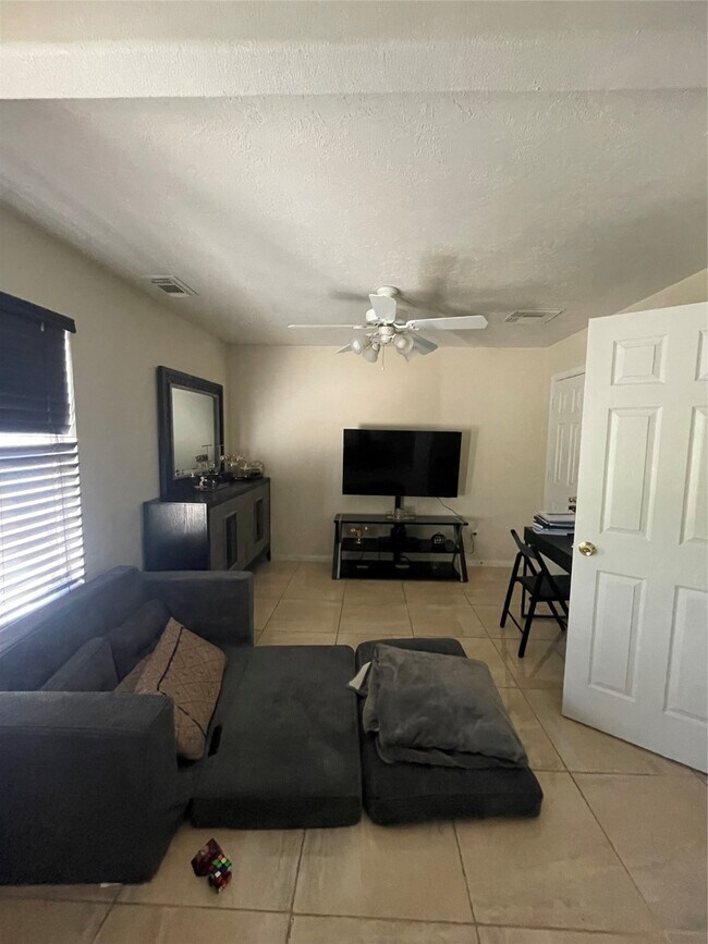 Foto del edificio - 26864 Calgary Pointe Dr