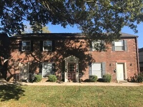 Building Photo - 1805 Jamestown Rd