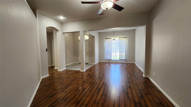 Foto del edificio - 3408 Mosswood Dr