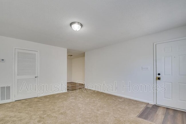 Building Photo - 940 Stevens Creek Rd