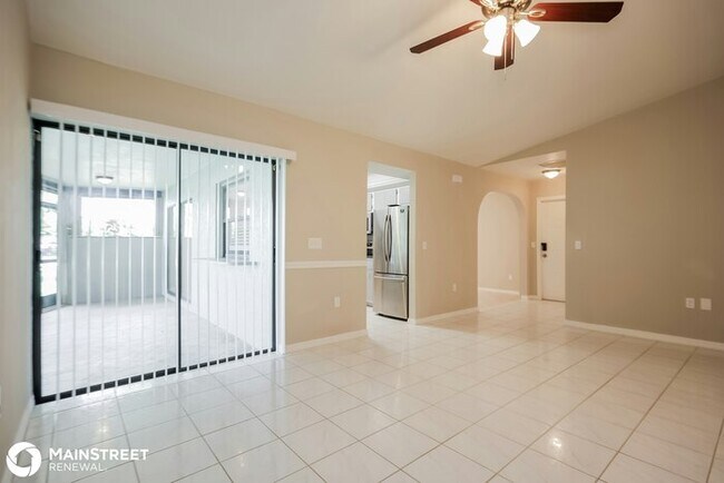 Foto del edificio - 627 SE 19th Ln
