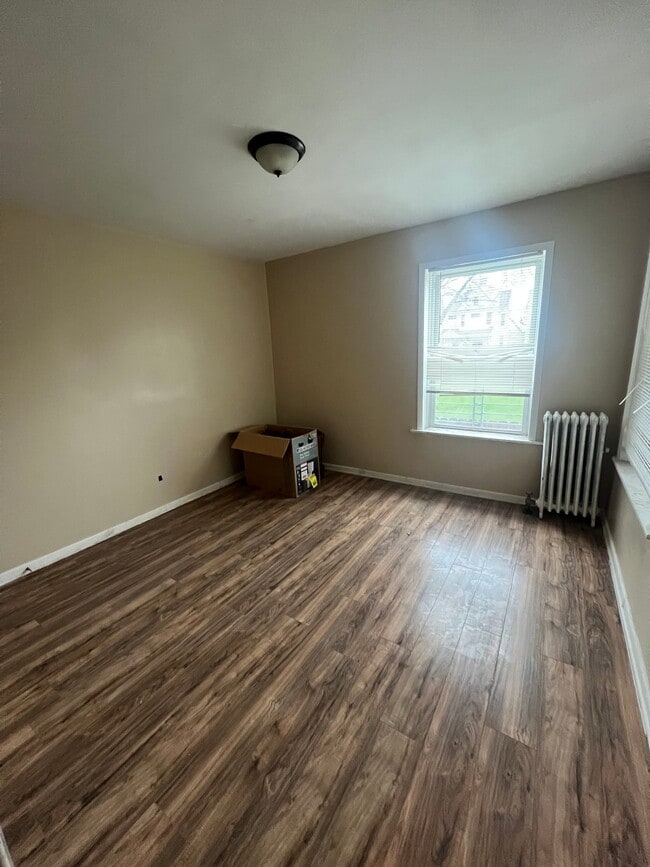 Photo - 138 W 70th St Apartment