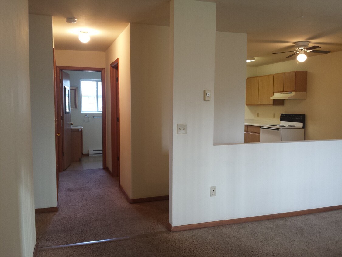 260 - 260 S Preston Ave