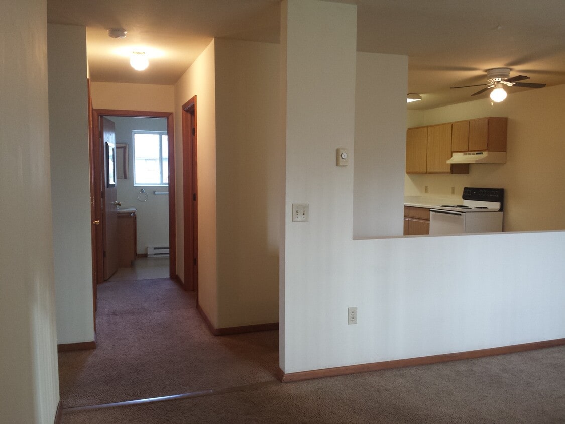 260 - 260 S Preston Ave