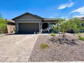 Building Photo - 770 E Danum Vly Dr