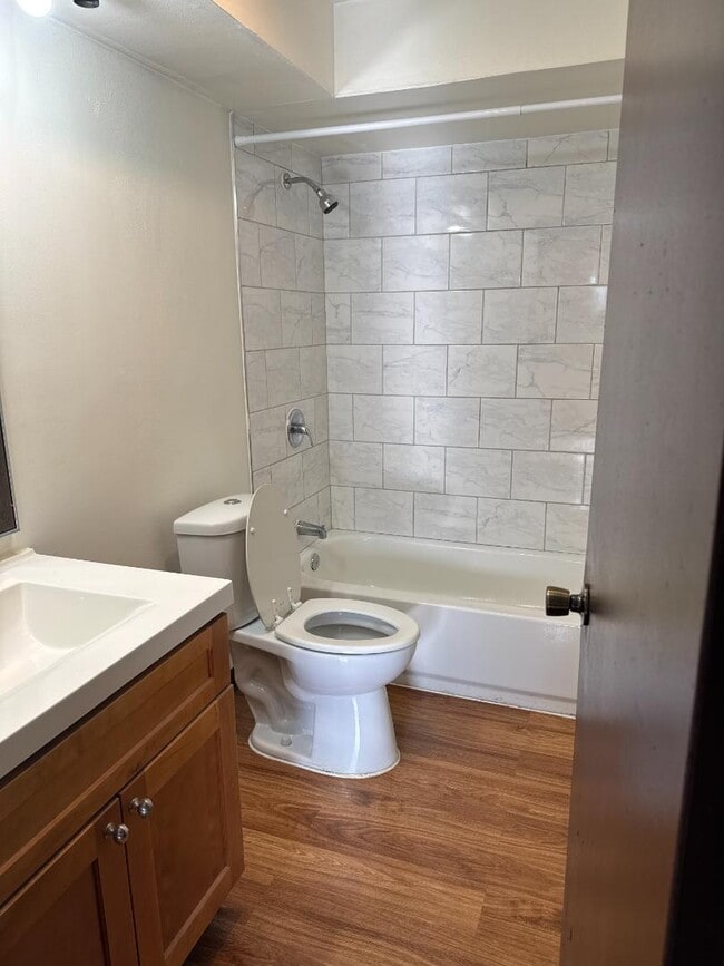 Building Photo - 2147 175th St