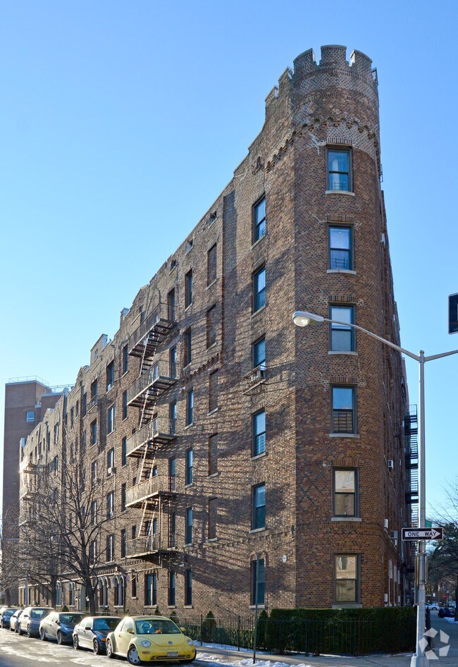 723 E 27th St, Brooklyn, NY 11210 Apartments Brooklyn, NY