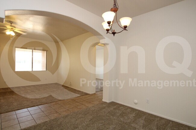 Building Photo - 43494 Roth Rd