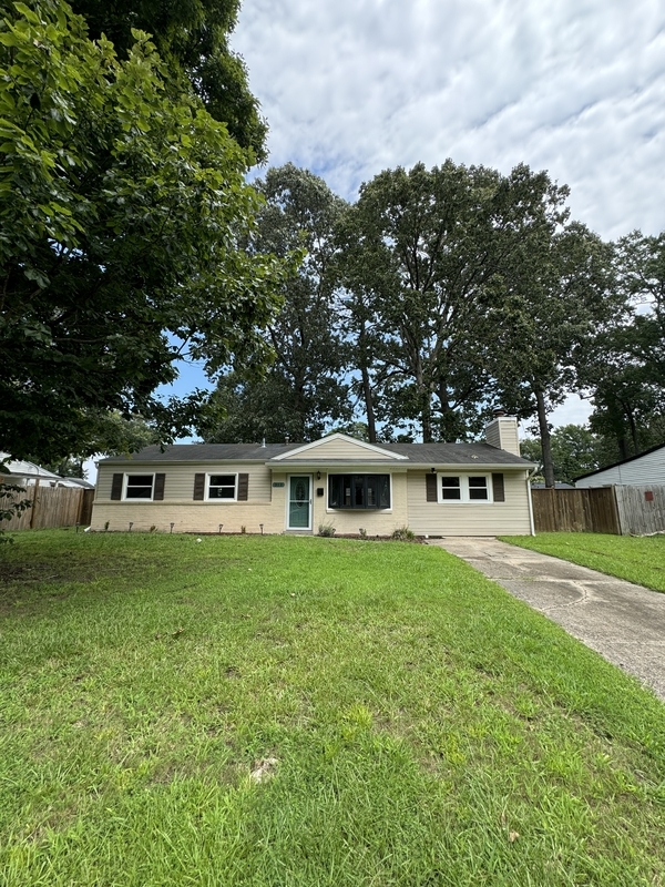 Building Photo - 312 Dodge Dr