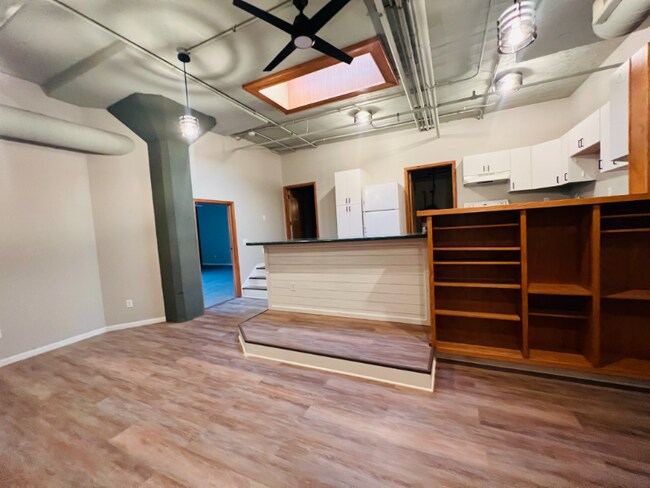 Foto del edificio - 311 N 8th St