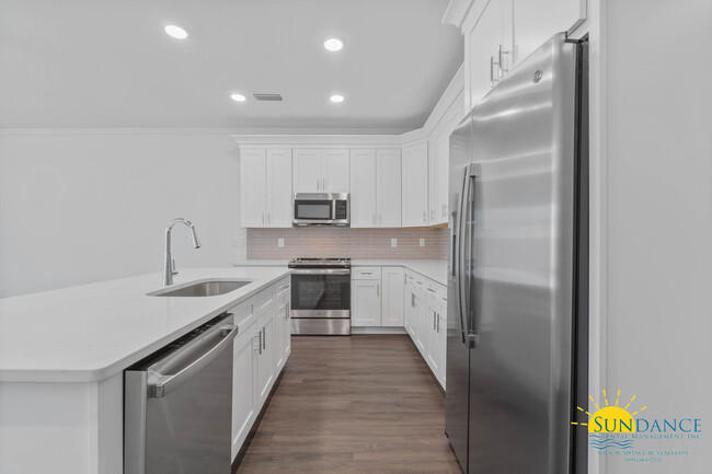 Foto del edificio - 527 Hill Ln