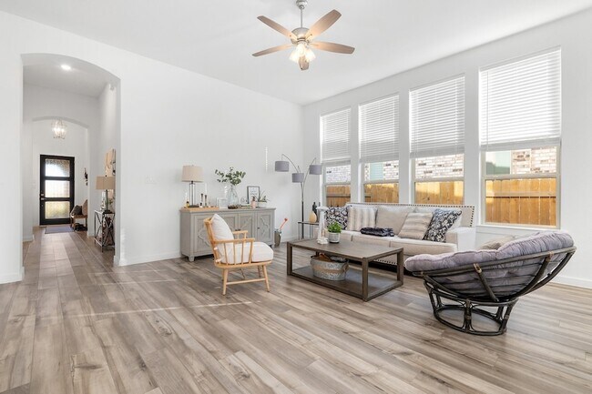 Building Photo - 23607 Bottlebrush Terrace Trl