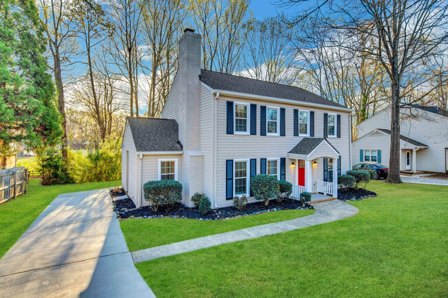 Building Photo - 5122 Chestnut Lake Dr