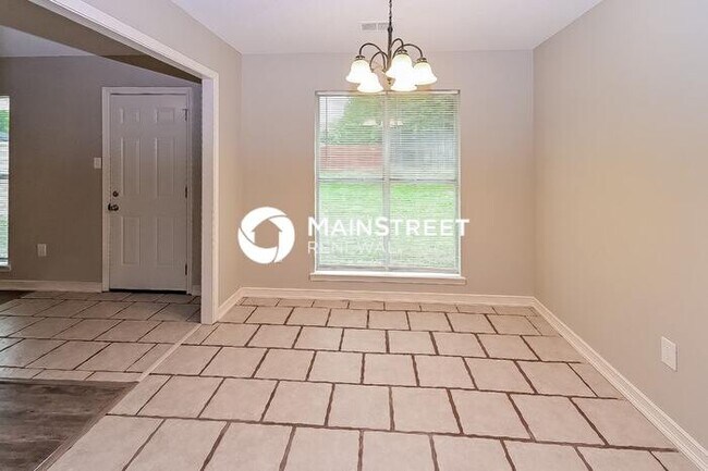 Foto del edificio - 4 Bedroom Pet-Friendly Home in Horn Lake, MS with Main Street Renewal