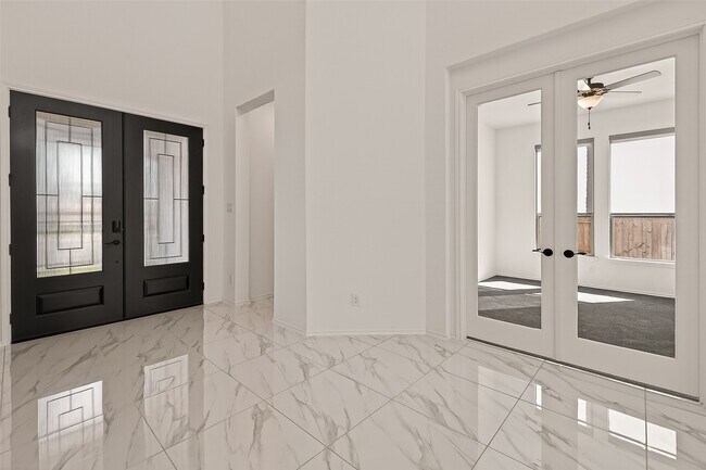 Foto del edificio - 506 Mandola Farms Dr