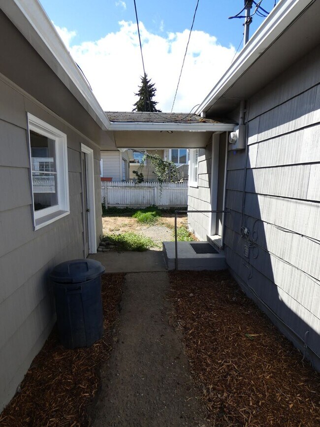 Foto del edificio - Centrally Charming