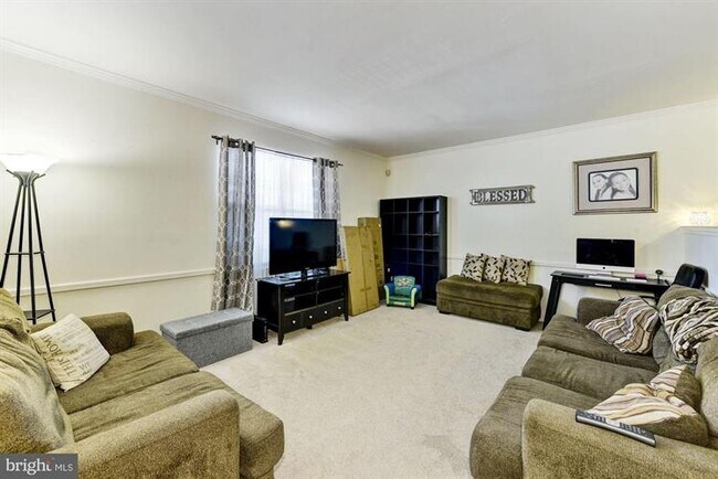 Foto del edificio - 329 Gwynedd Ct