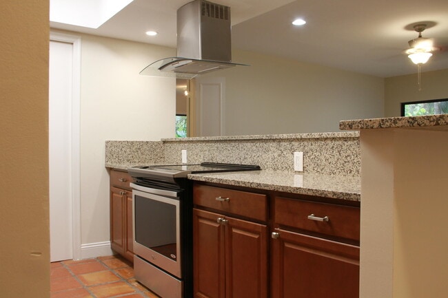Building Photo - 13334 Polo Club Rd