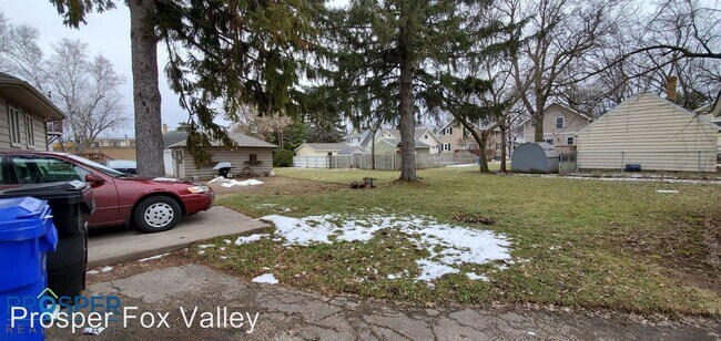 Foto del edificio - 2 br, 1 bath House - 733 W. Wisconsin Avenue