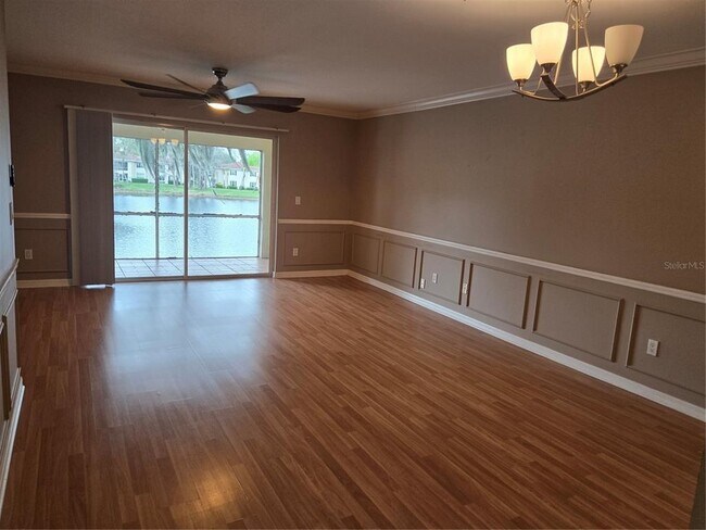 Foto del edificio - 10350 Carrollwood Ln