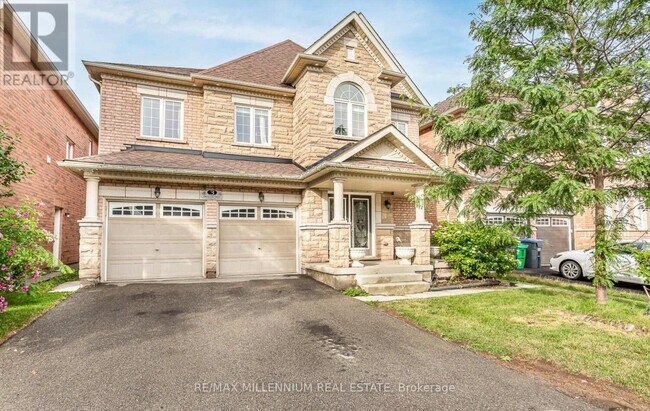 Building Photo - 3 Lavallee Cres